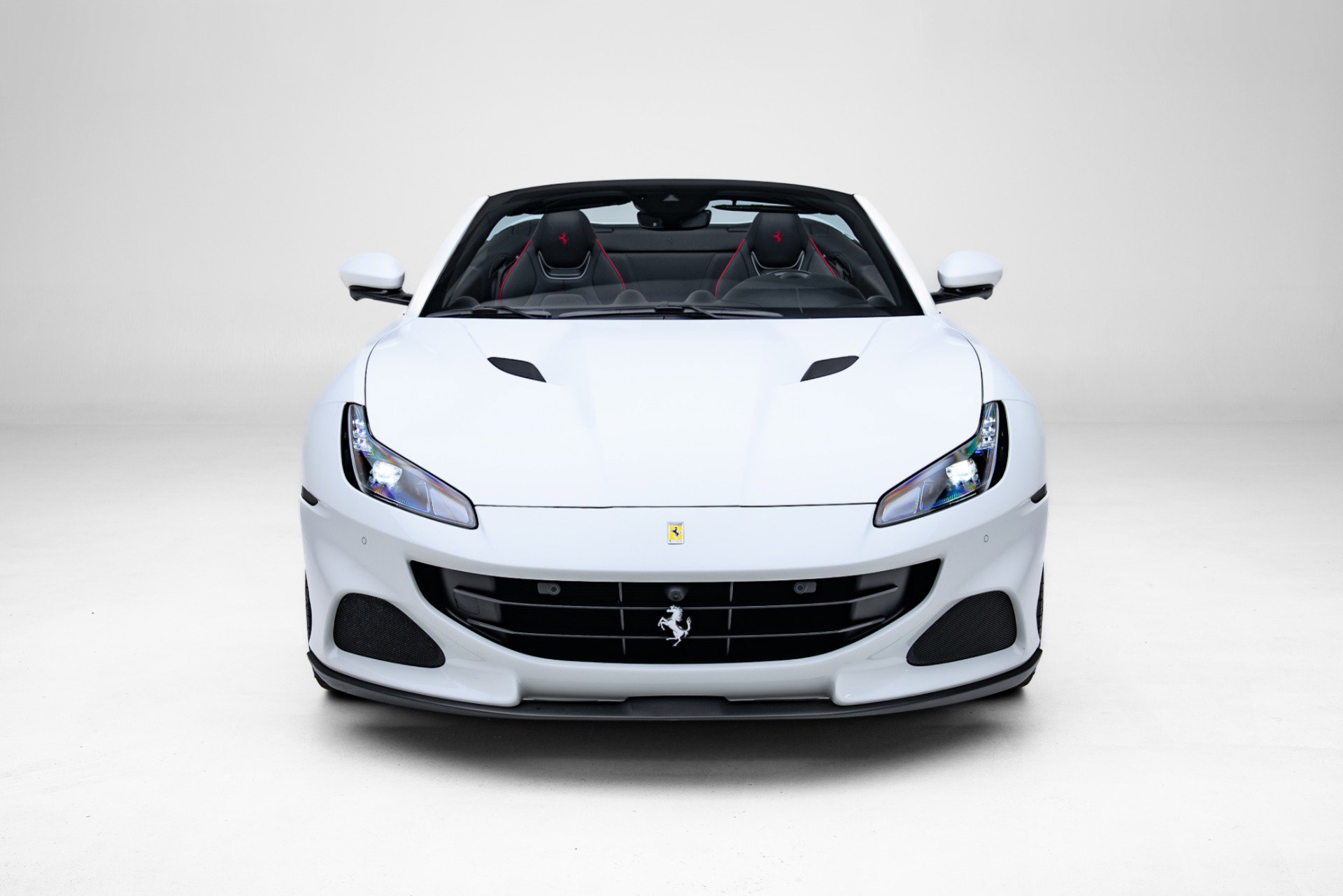 Used 2022 Ferrari Portofino M image 3