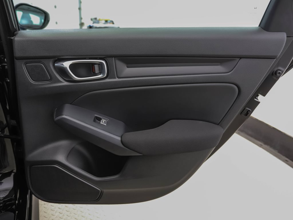 Used 2025 Honda Civic Sport image 22