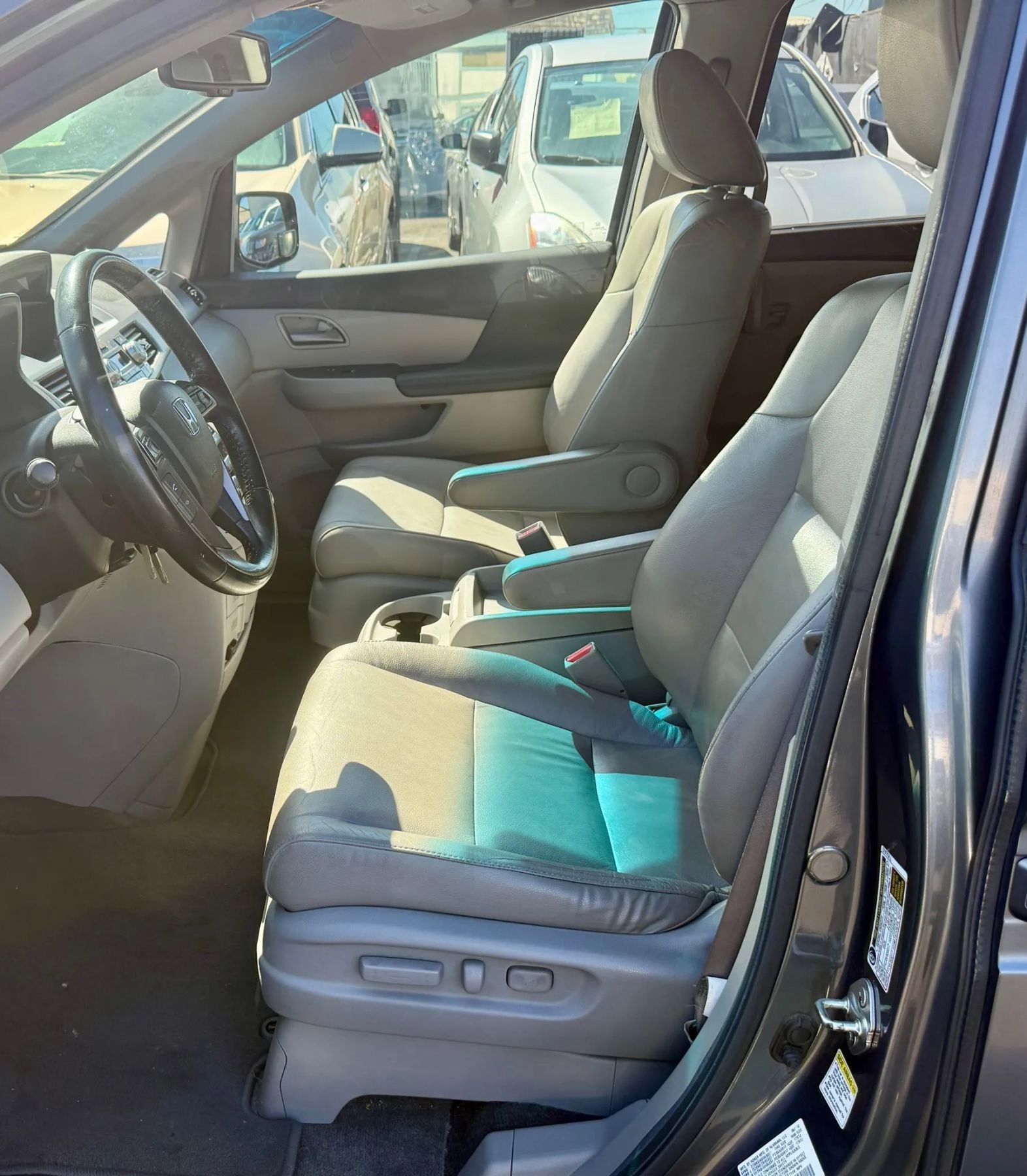 Used 2012 Honda Odyssey EX-L image 11