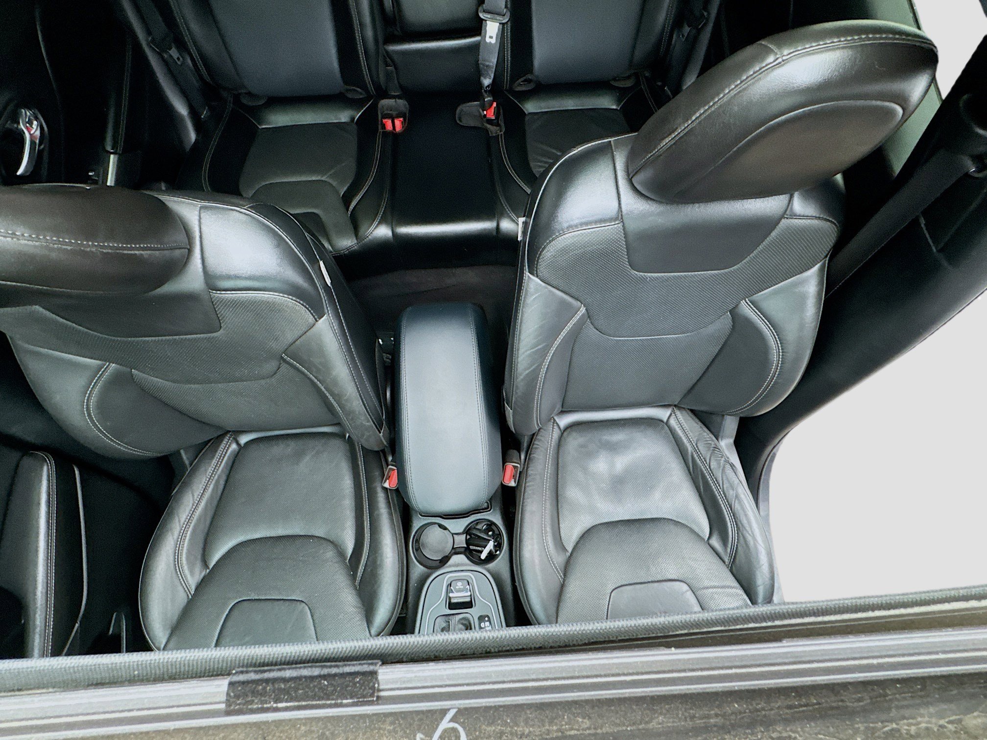 Used 2021 Jeep Cherokee Latitude Lux 80th Anniv w/ Quick Order Package 26U 80TH image 14