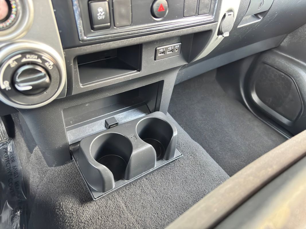 Used 2019 Nissan Titan SV image 20