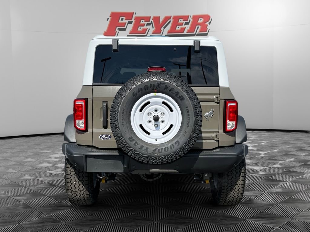 New 2026 Ford Bronco Heritage Edition image 4