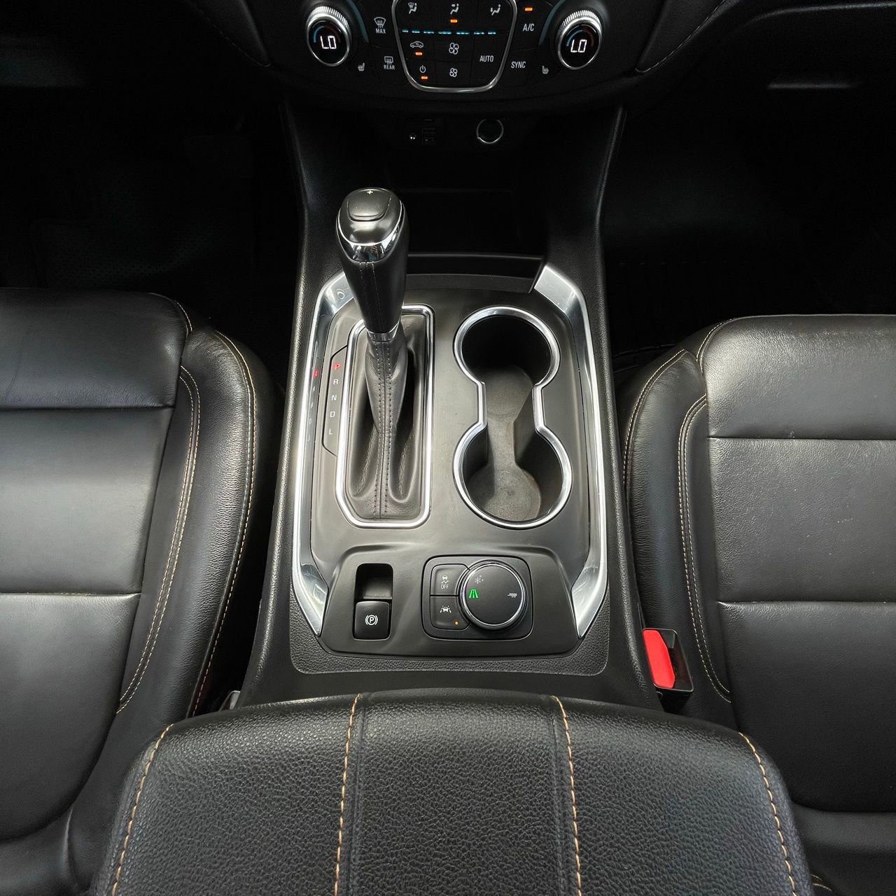 Used 2020 Chevrolet Traverse RS image 20