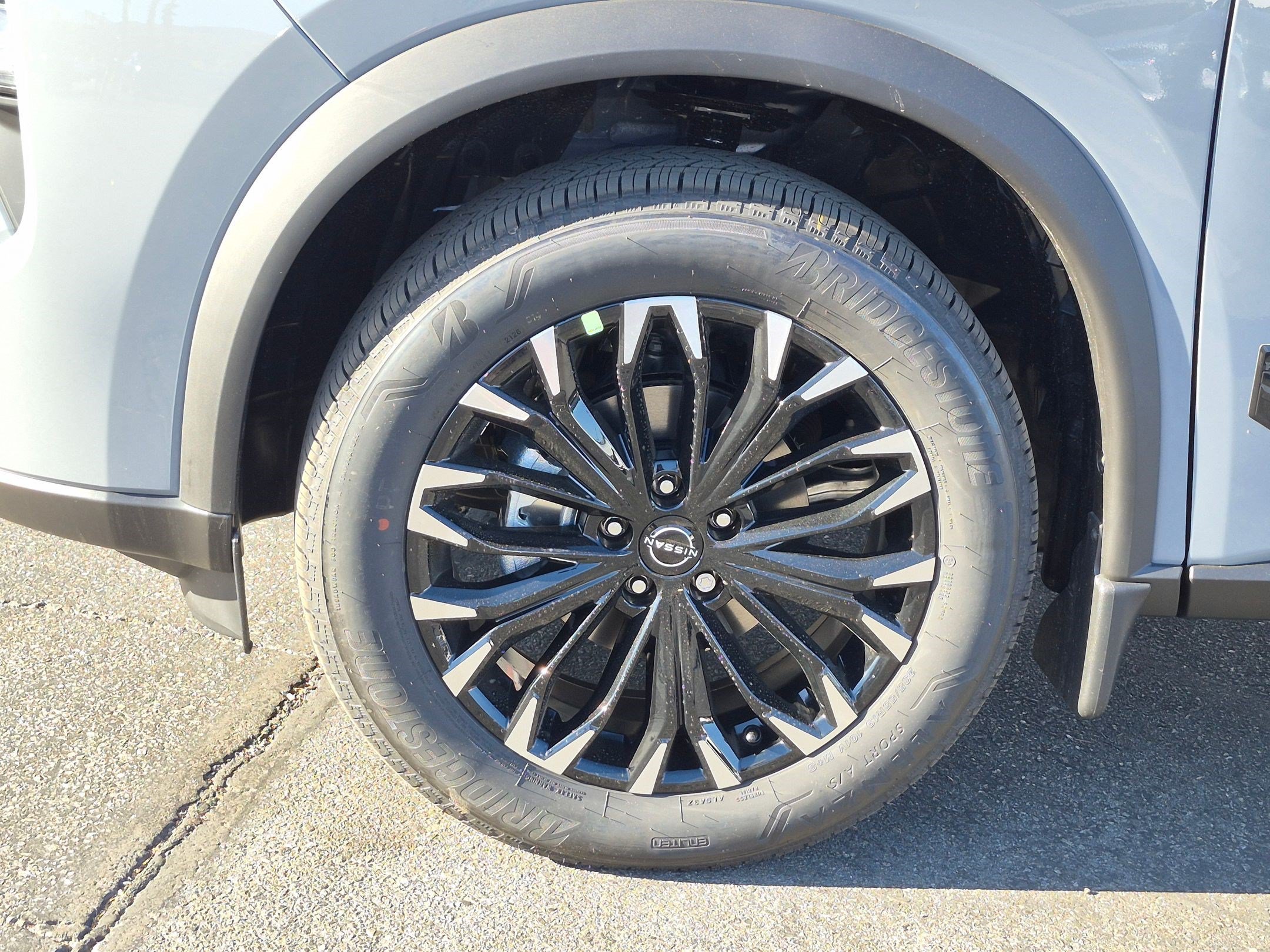 New 2026 Nissan Rogue Dark Armor FWD image 9