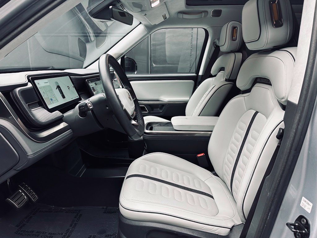 Used 2024 Rivian R1S Adventure Dual AWD/4WD image 19