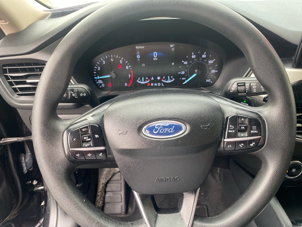 Used 2020 Ford Escape SE image 11