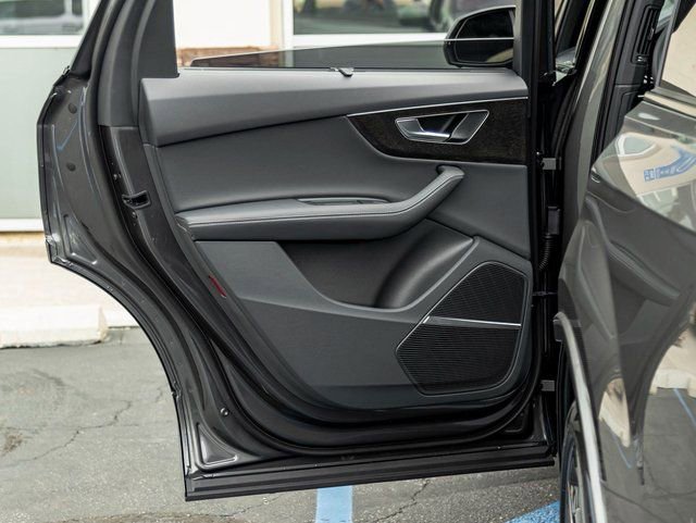 New 2026 Audi Q7 3.0T Premium Plus image 19