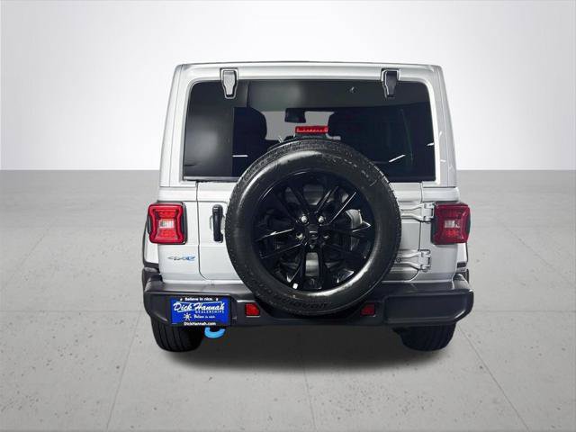 Certified 2024 Jeep Wrangler Unlimited Sahara AWD/4WD image 8