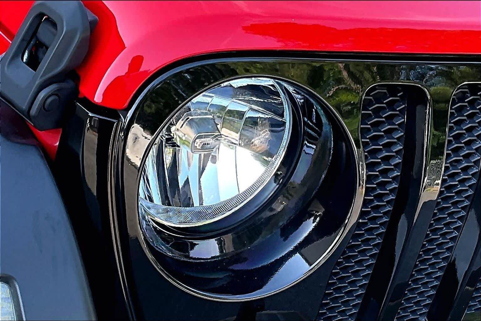 Used 2022 Jeep Wrangler Unlimited Sport AWD/4WD image 28