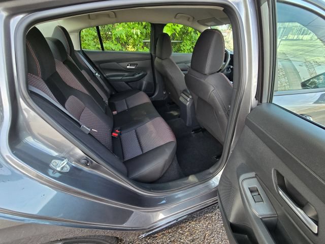 Used 2026 Nissan Sentra SR w/ Floor Mat Package FWD image 13