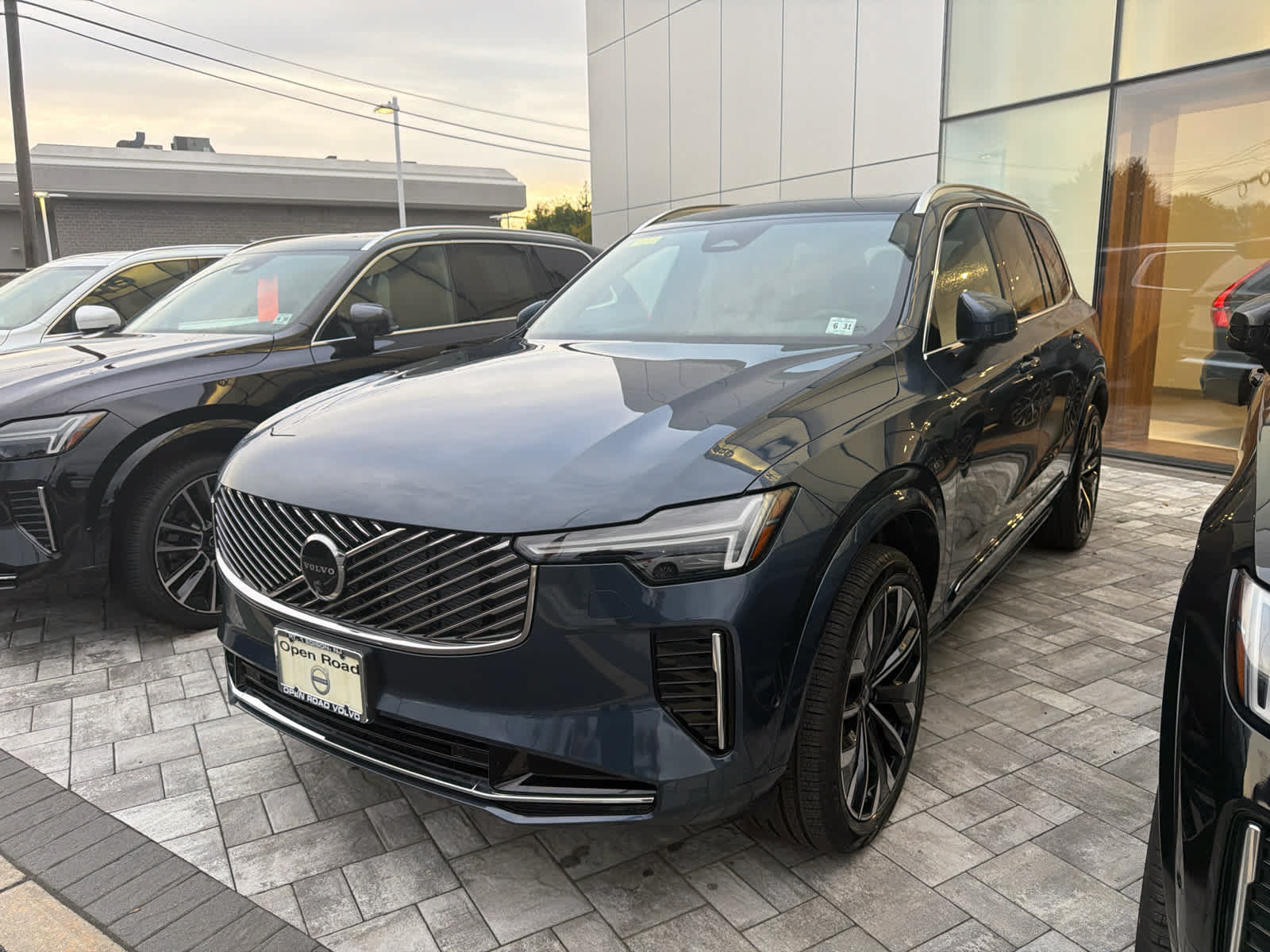 Used 2026 Volvo XC90 B6 Plus w/ Protection Package Premier