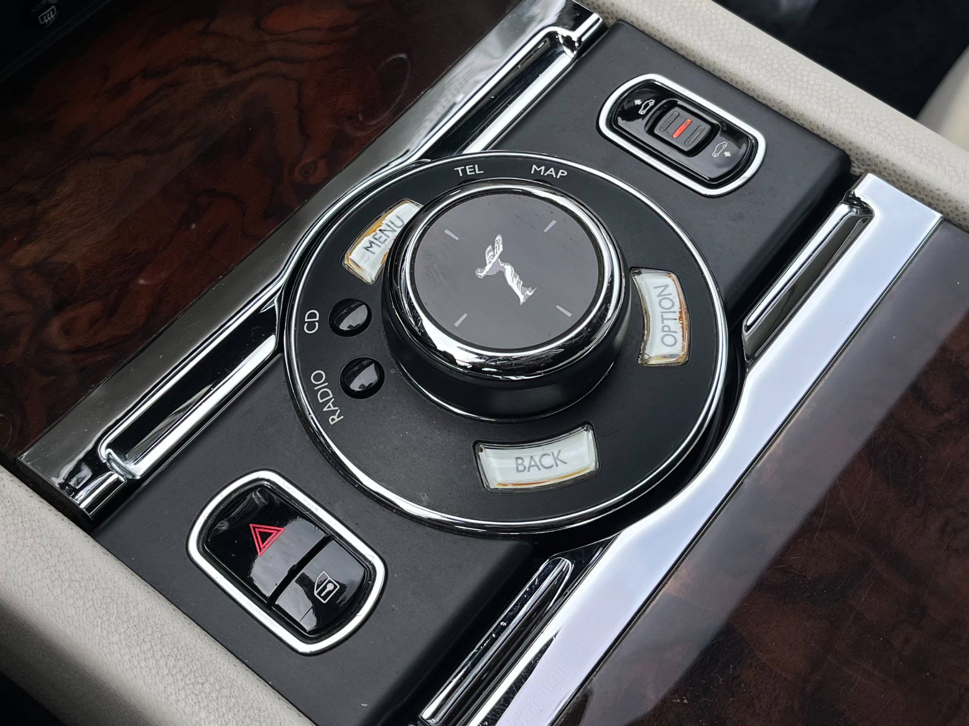 Used 2016 Rolls-Royce Wraith image 46