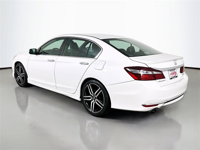 Used 2016 Honda Accord Sport image 13