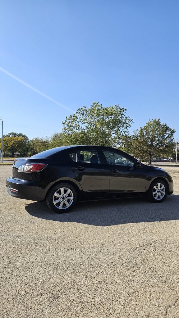 Used 2010 MAZDA MAZDA3 i Touring FWD image 3