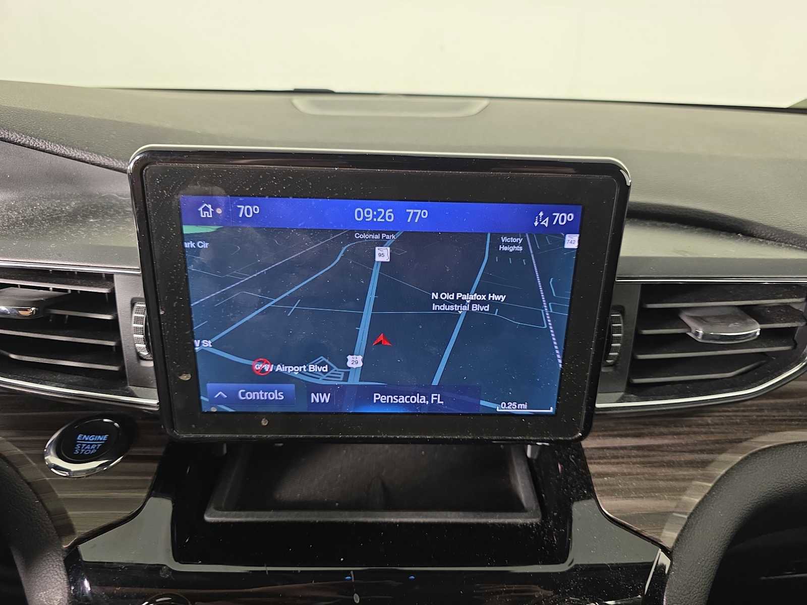 Used 2022 Ford Explorer Limited w/ Equipment Group 301A image 14