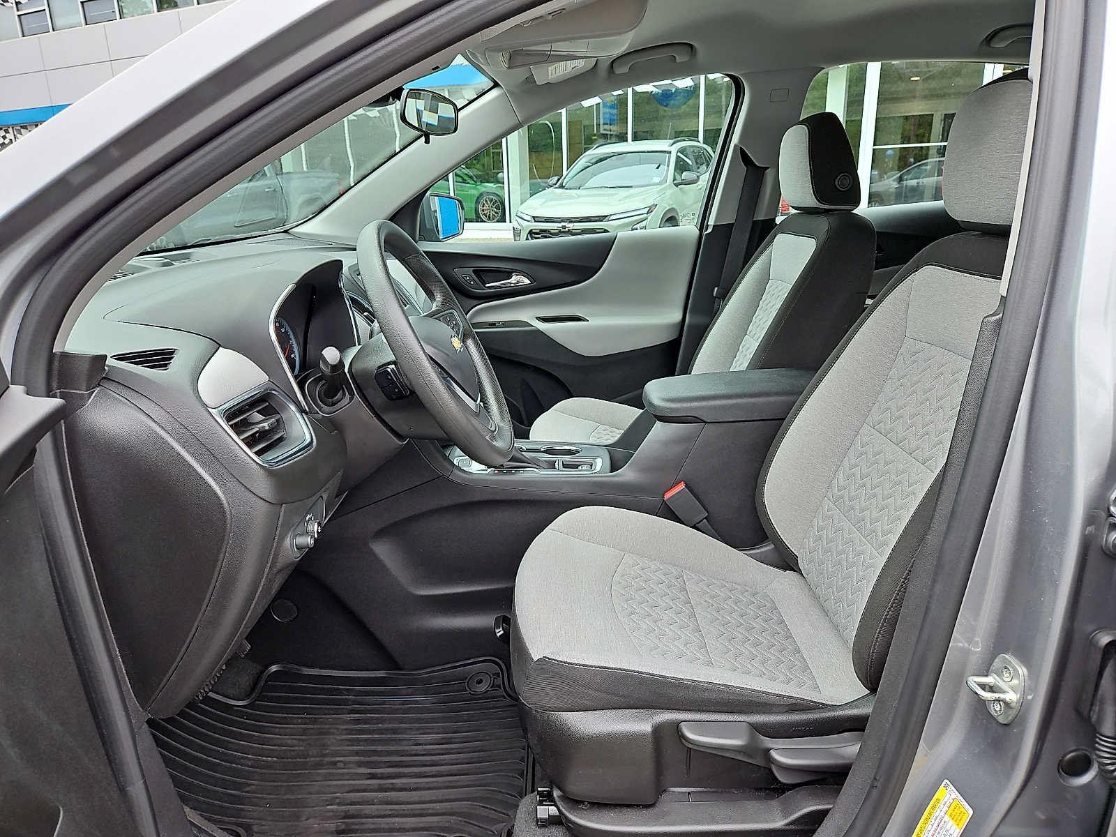 Certified 2023 Chevrolet Equinox LS AWD/4WD image 14