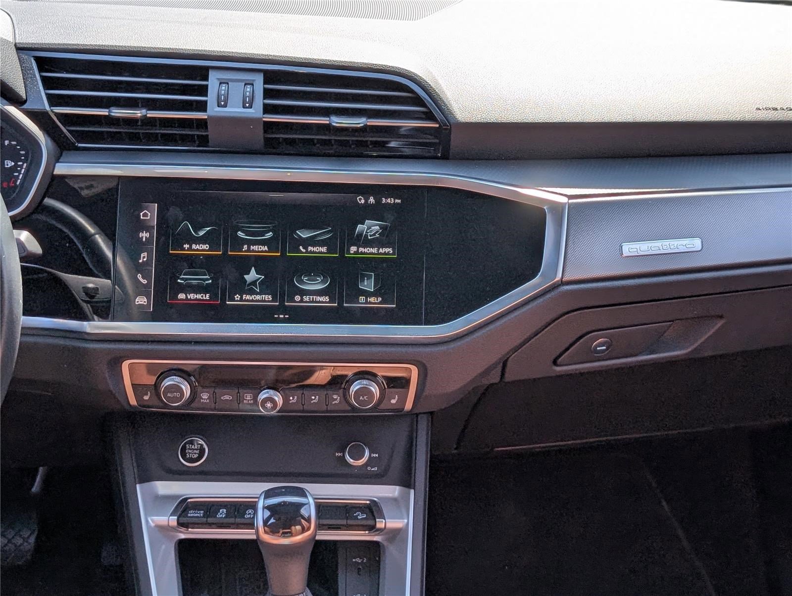 Used 2024 Audi Q3 2.0T Premium AWD/4WD image 18