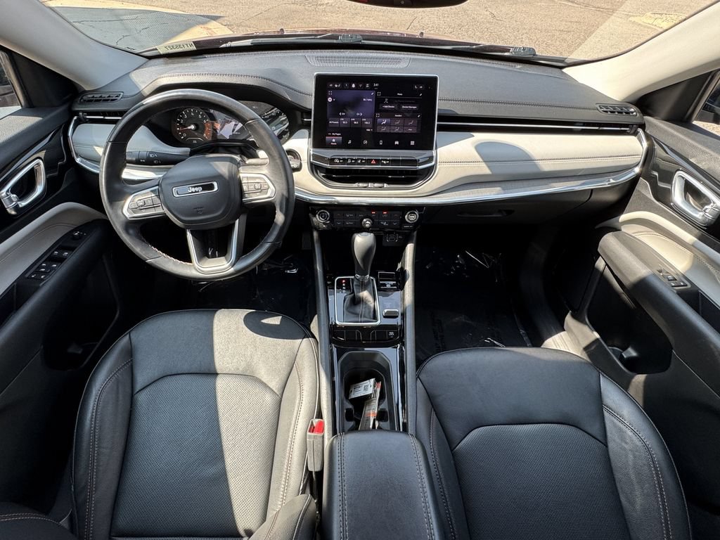 Used 2022 Jeep Compass Limited AWD/4WD image 34