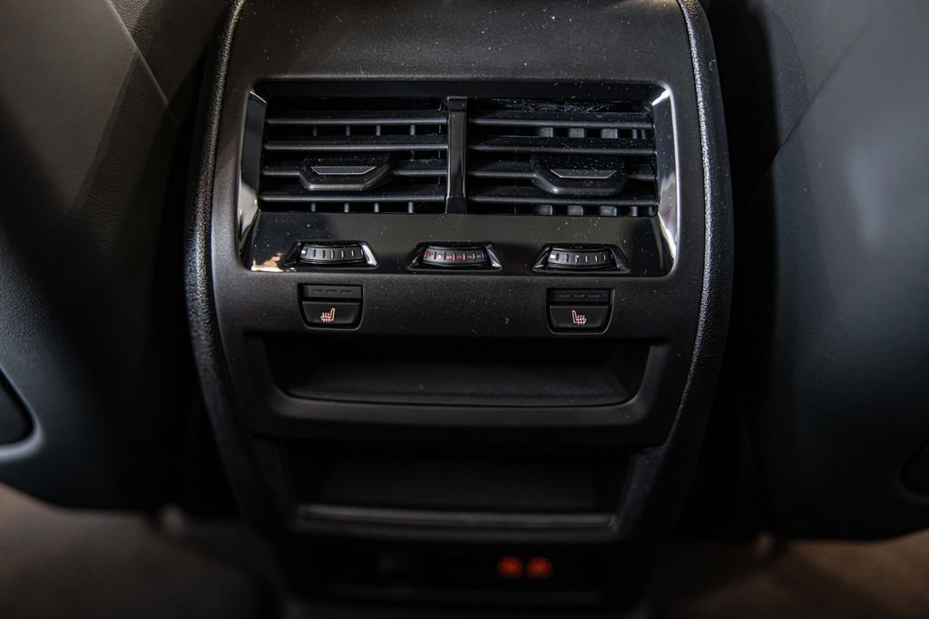 Used 2026 BMW X5 M Competition AWD/4WD image 33