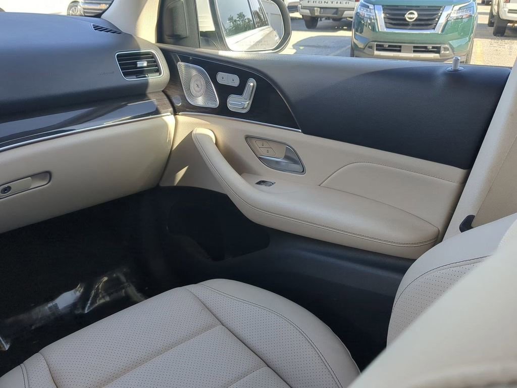 Used 2020 Mercedes-Benz GLE 350 image 17