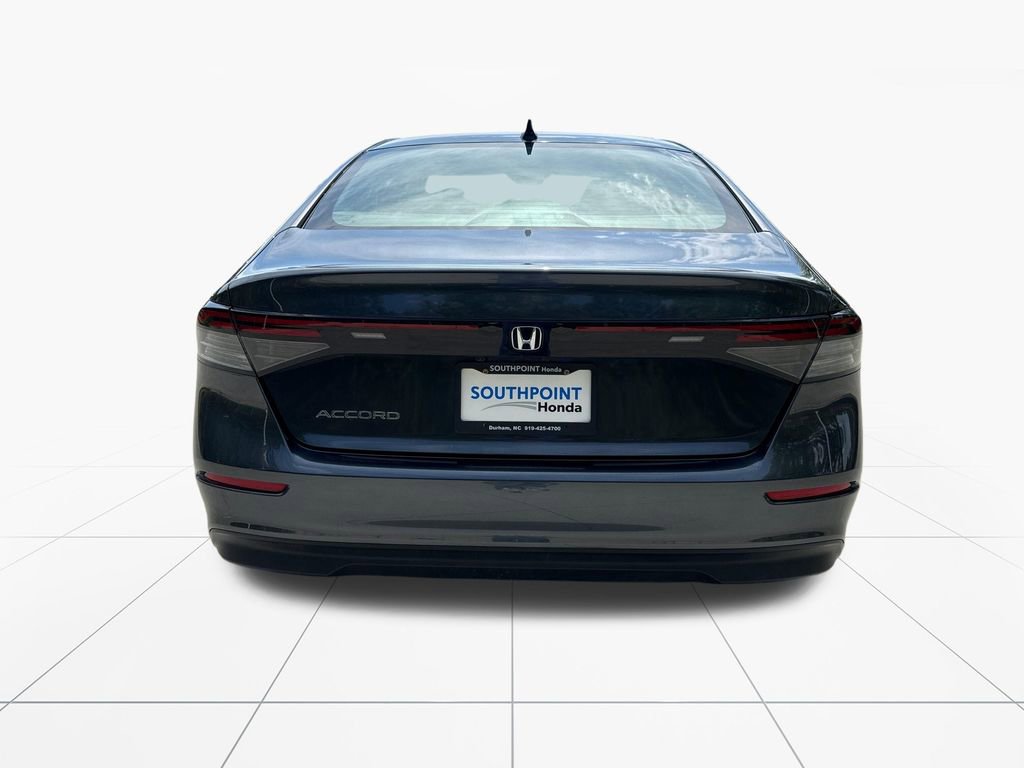 Used 2025 Honda Accord SE image 7