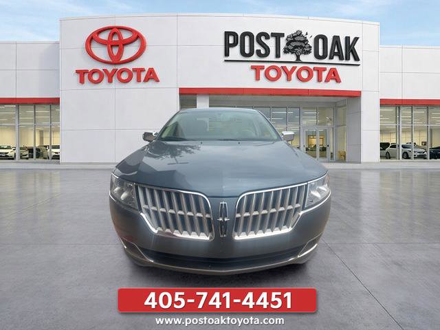 Used 2012 Lincoln MKZ FWD image 2
