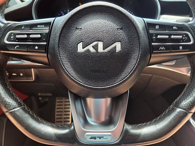 Used 2023 Kia Stinger GT-Line w/ Sun & Sound Package RWD image 32