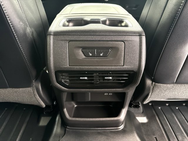 Used 2026 Chevrolet Silverado EV LT AWD/4WD image 30