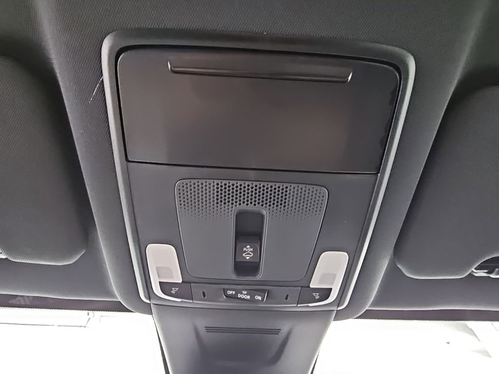 Used 2025 Honda CR-V Sport-L image 24