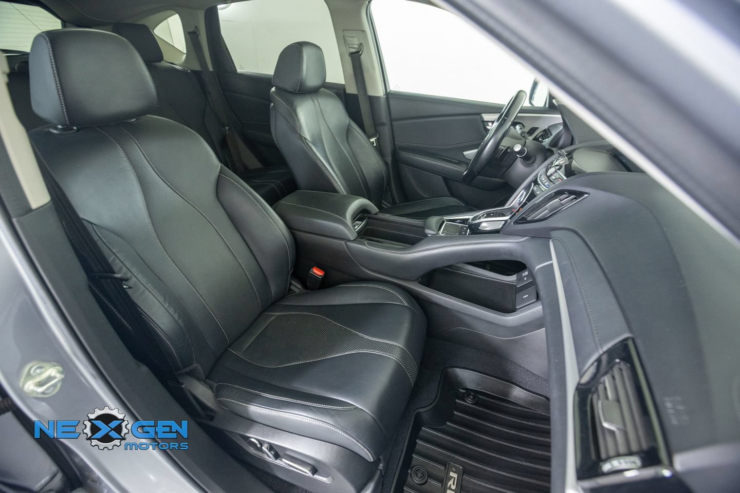 Used 2020 Acura RDX w/ Technology Package AWD/4WD image 44