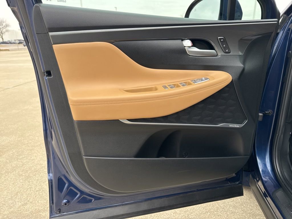 Used 2023 Hyundai Santa Fe Calligraphy w/ Cargo Package image 16