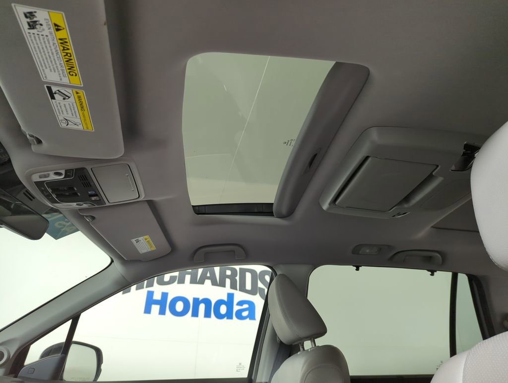 Used 2021 Honda Pilot Elite image 16