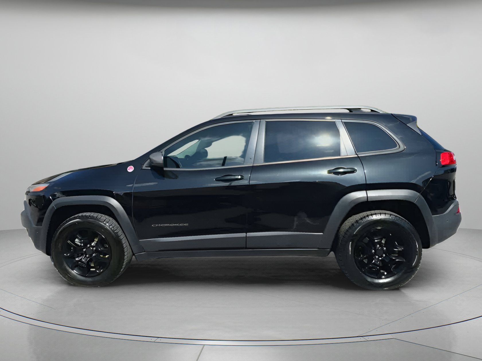 Used 2016 Jeep Cherokee Trailhawk w/ Comfort/Convenience Group image 16