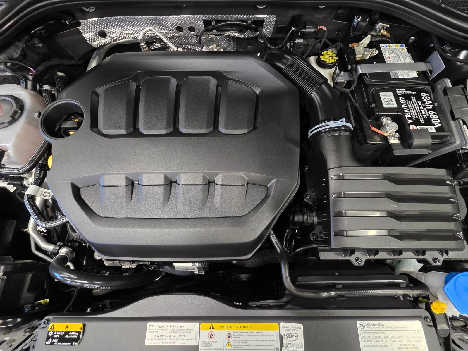 Used 2024 Volkswagen GTI SE FWD image 39