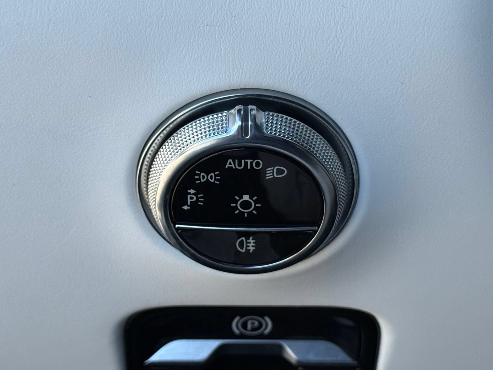 Used 2023 Mercedes-Benz SL 63 AMG 4MATIC image 30