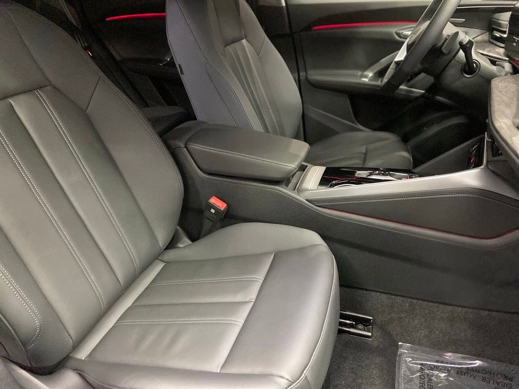 New 2025 Audi Q5 Premium Plus image 8