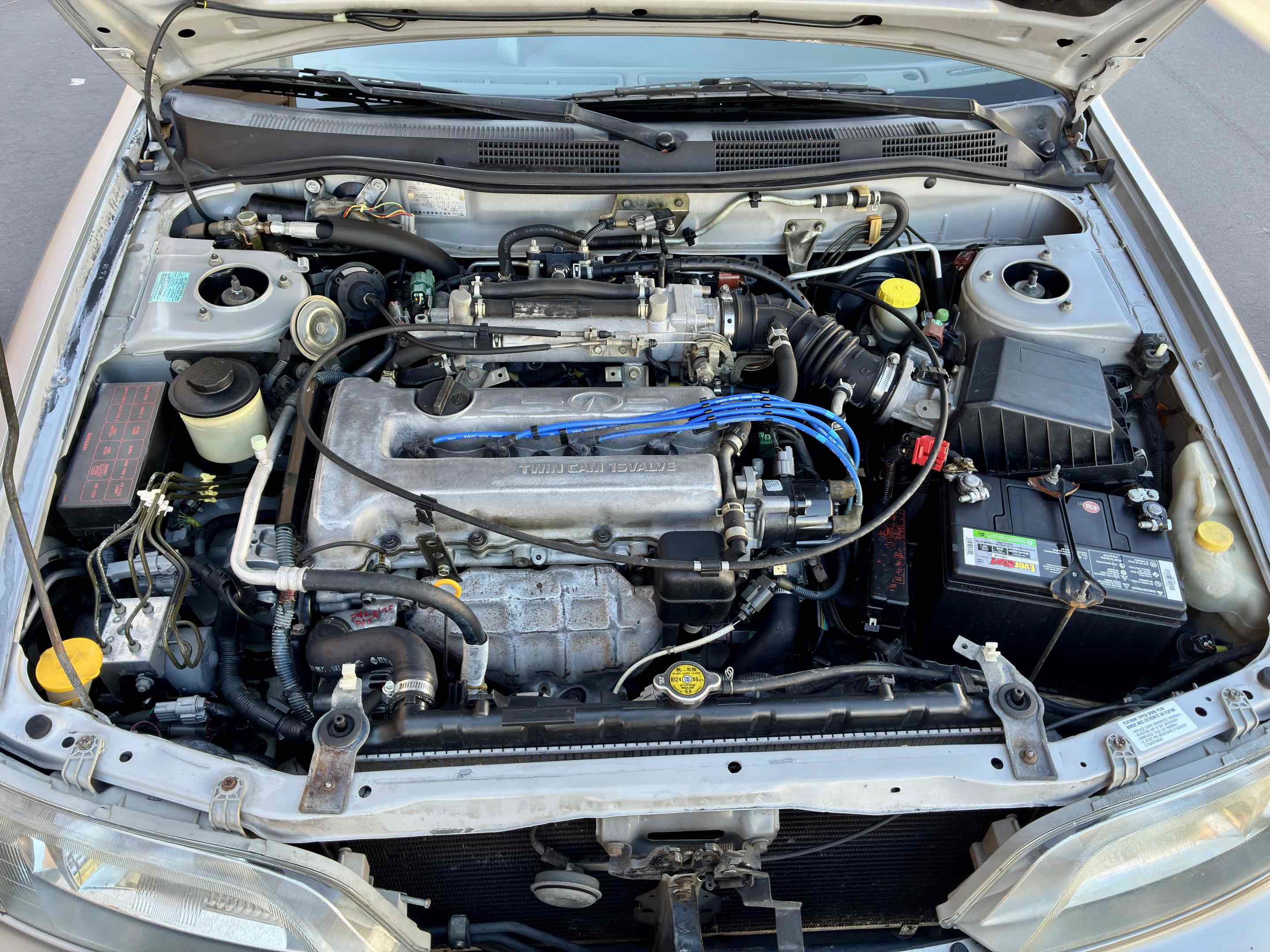 Used 1999 INFINITI G20 FWD image 49