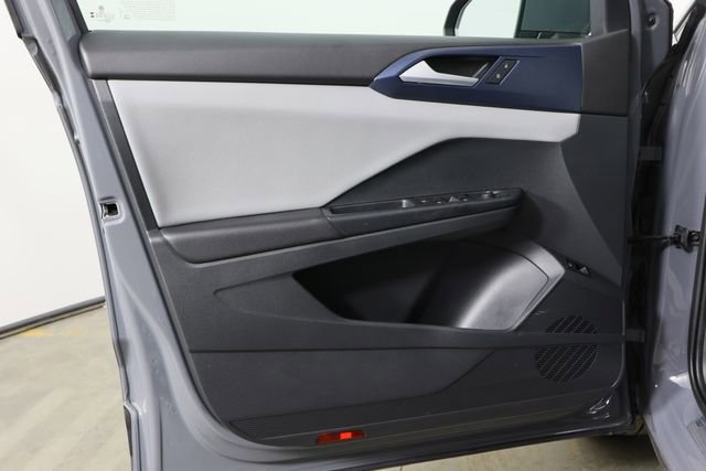 Used 2023 Volkswagen Taos SE image 20