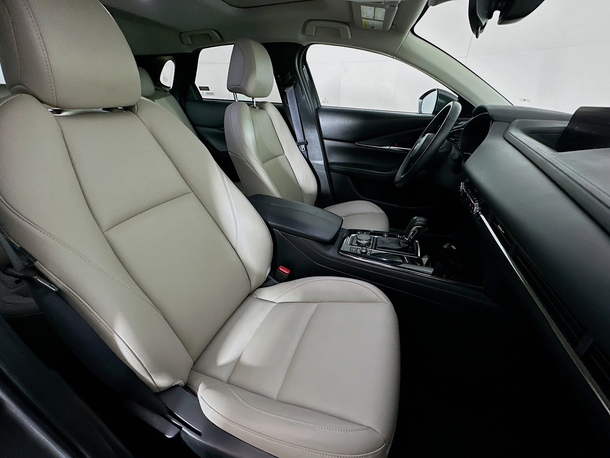 Used 2025 MAZDA CX-30 AWD 2.5 S w/ Preferred Package image 31