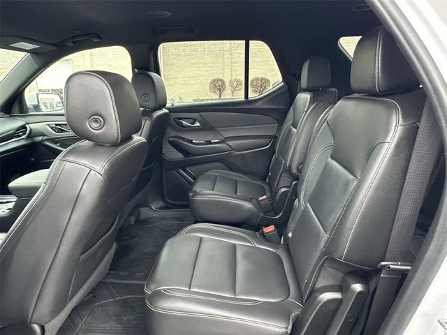 Certified 2023 Chevrolet Traverse LT w/ LPO, Floor Liner Package image 23