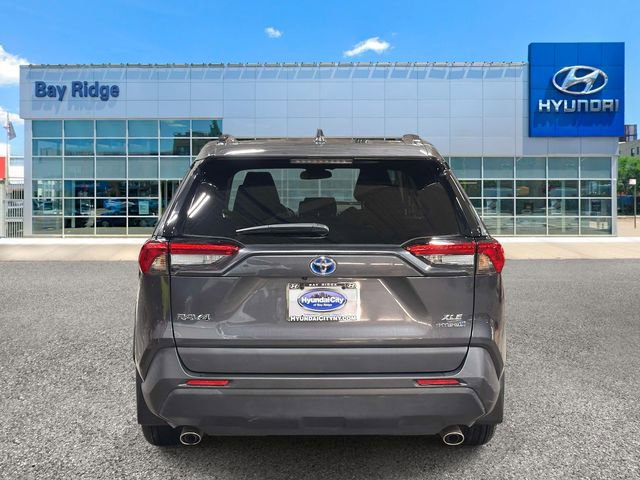 Used 2024 Toyota RAV4 XLE w/ Convenience Package AWD/4WD image 5