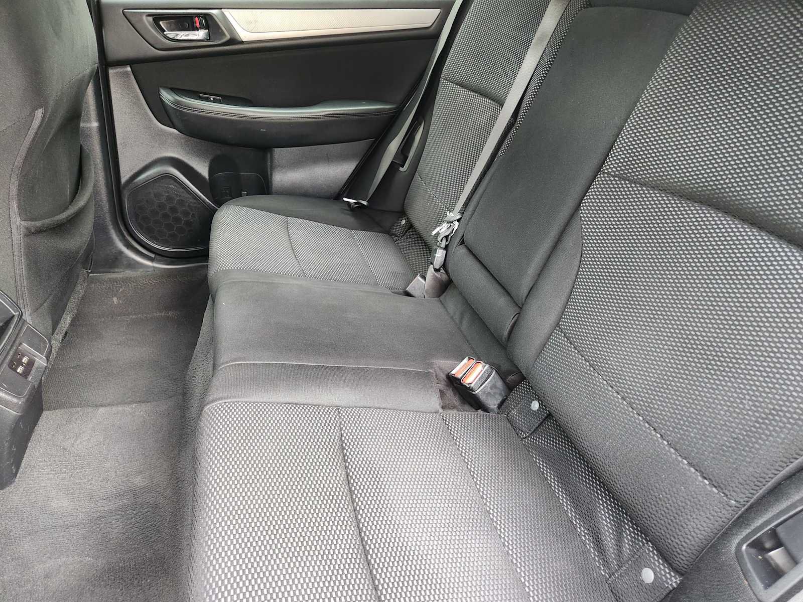 Used 2019 Subaru Outback 2.5i Premium AWD/4WD image 29