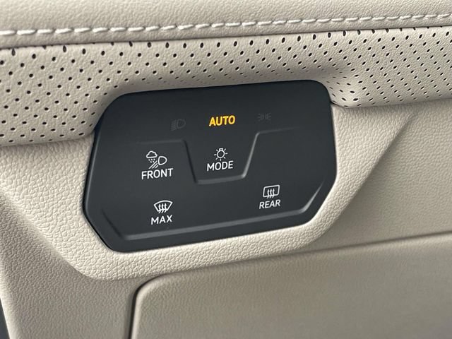 Certified 2026 Volkswagen Atlas SE w/ Black Wheel Package FWD image 20
