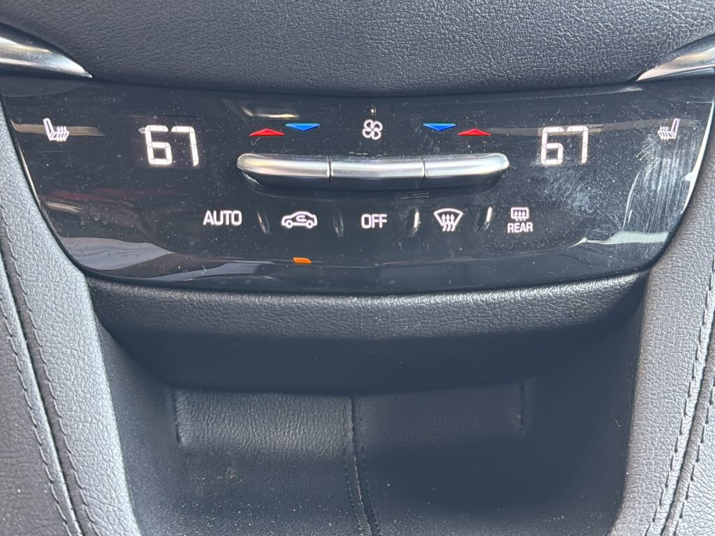 Certified 2022 Cadillac XT5 Premium Luxury image 34