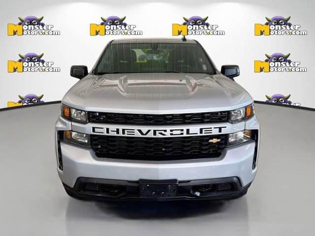 Used 2020 Chevrolet Silverado 1500 Custom w/ Custom Value Package AWD/4WD image 2