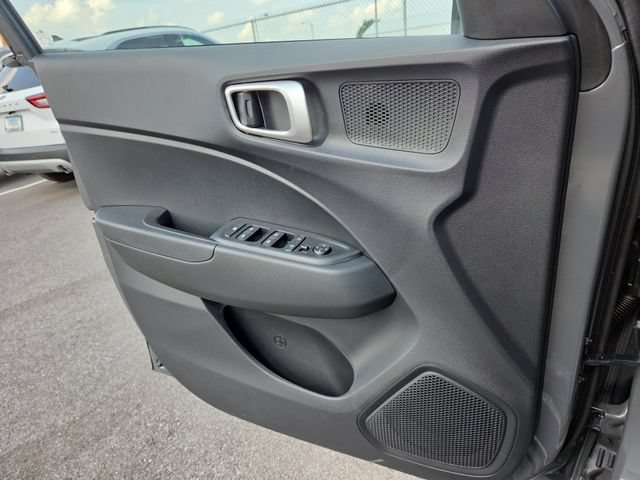 New 2026 Hyundai Venue SEL FWD image 22