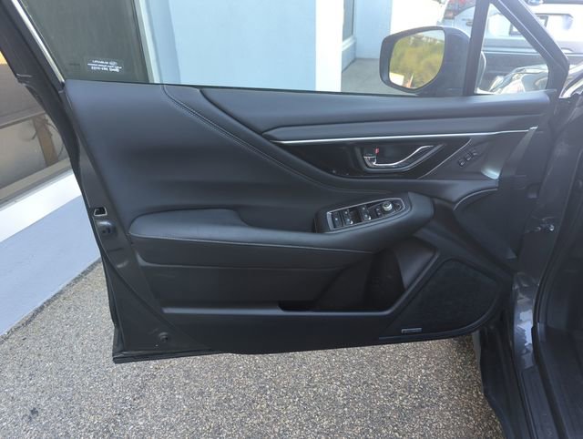 Used 2023 Subaru Outback Touring XT AWD/4WD image 13