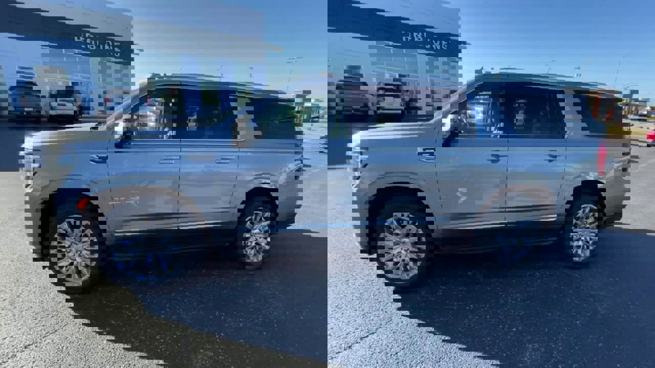 Certified 2023 GMC Yukon XL Denali image 6