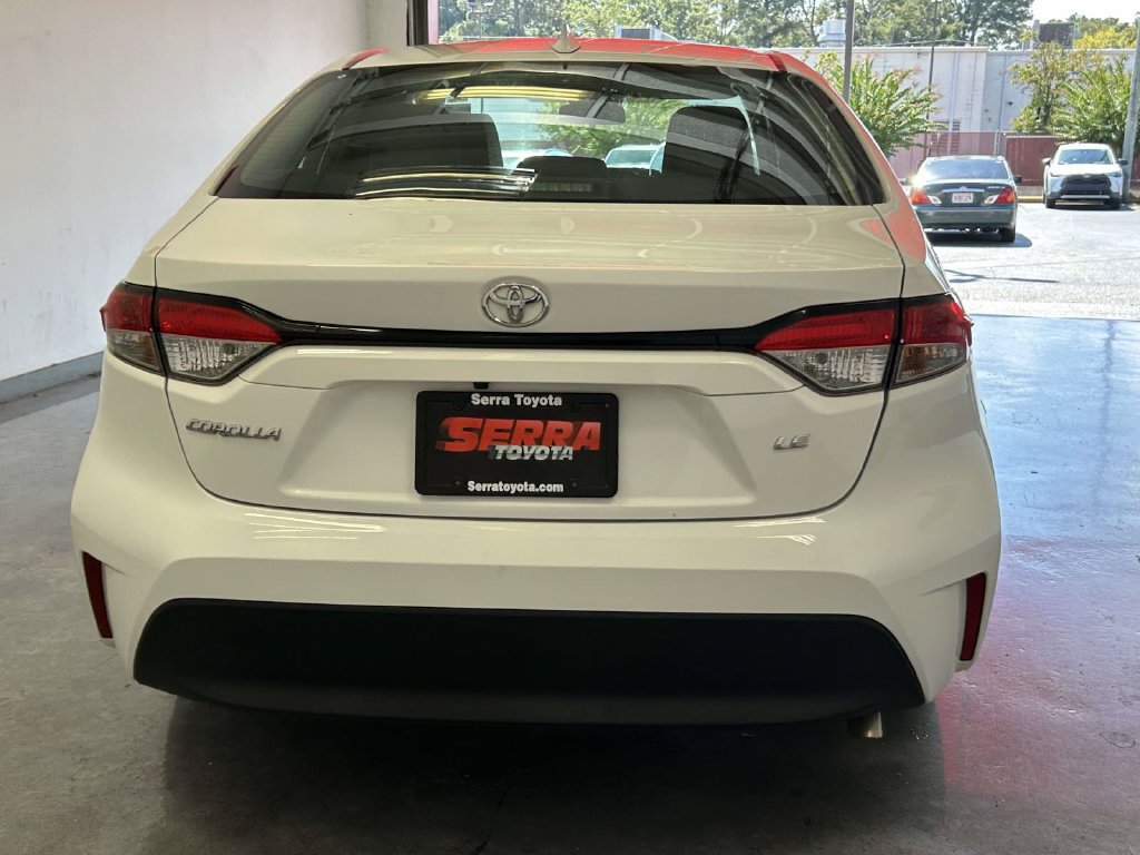 Used 2023 Toyota Corolla LE FWD image 4