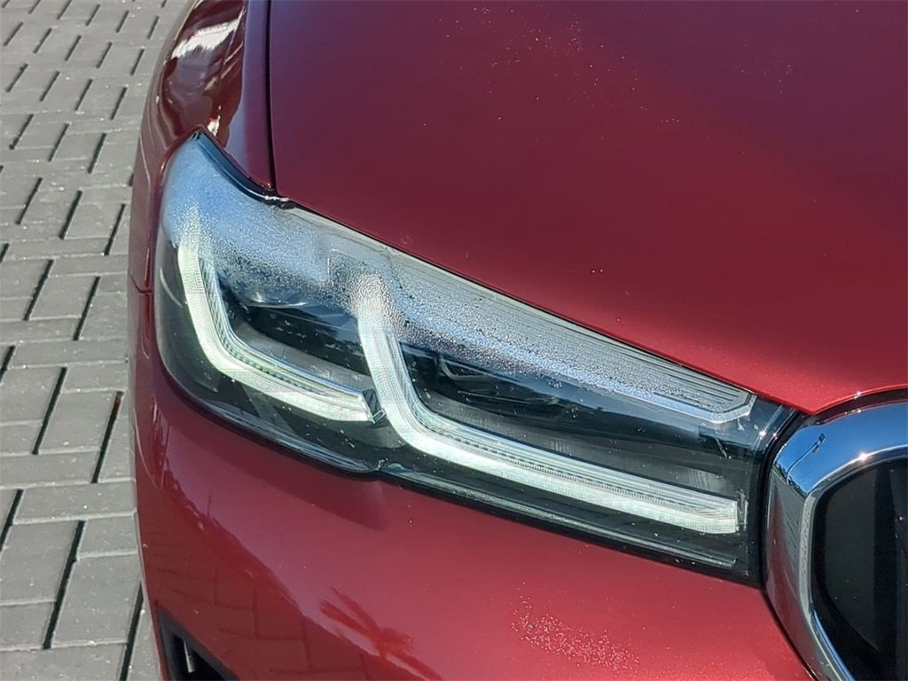 Certified 2023 BMW 530e w/ Convenience Package image 11